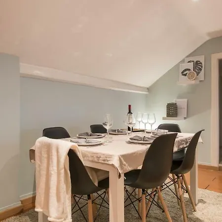 Bairro Alto 4 Apartment *
